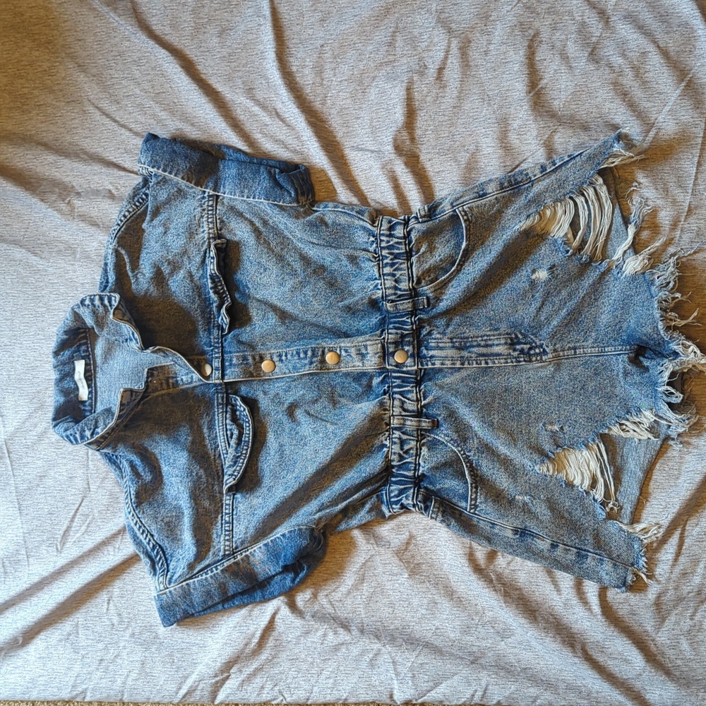 Denim Short Sleeve Jumpsuit - Picture 2 of 8
